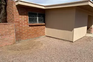 132 E La Espina, Green Valley, AZ 85614 - Photo 27