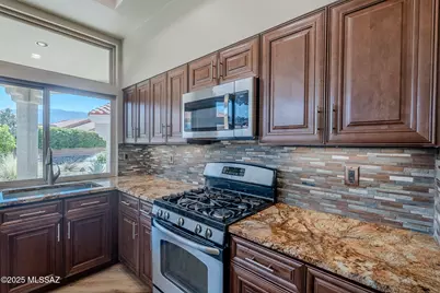 14218 N Cirrus Hill Drive, Oro Valley, AZ 85755 - Photo 9