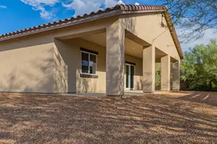 3000 S Smokin Pistol Way, Tucson, AZ 85713 - Photo 13