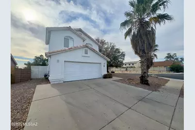 9191 N Eaglestone Loop, Tucson, AZ 85742 - Photo 1