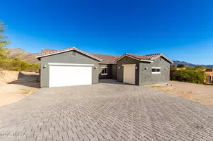 9055 E Bear Canyon Pl, Tucson, AZ 85749 - Photo 5