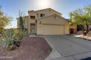 10261 N Wild Turkey Ln, Oro Valley, AZ 85737 - Photo 1