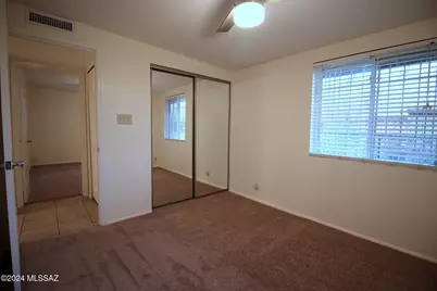8133 E Colette Place, Tucson, AZ 85710 - Photo 27