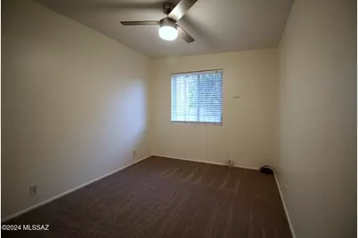 8133 E Colette Place, Tucson, AZ 85710 - Photo 21