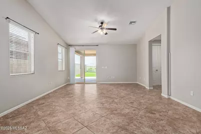 11438 E Desert Raptor Loop, Tucson, AZ 85747 - Photo 7