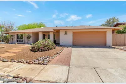 7640 E Dos Mujeres Road, Tucson, AZ 85715 - Photo 1