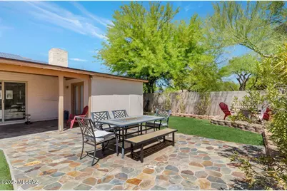 7640 E Dos Mujeres Road, Tucson, AZ 85715 - Photo 15