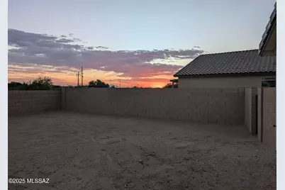 6575 W Camino Pizarro, Tucson, AZ 85757 - Photo 43