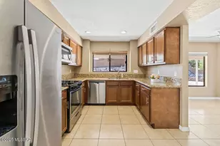 411 S Marango Ln, Tucson, AZ 85748 - Photo 13