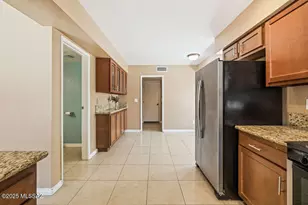 411 S Marango Ln, Tucson, AZ 85748 - Photo 15