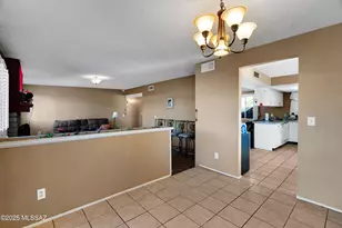 8513 E 20th St, Tucson, AZ 85710 - Photo 17