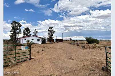 13384 S Cottonwood Road, Pearce, AZ 85625 - Photo 3