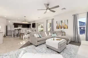 9265 W Tenaza Ln, Marana, AZ 85653 - Photo 5