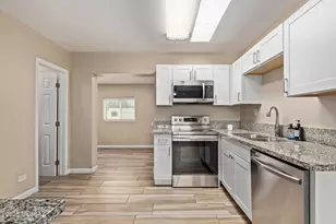 1239 N Beverly Ave, Tucson, AZ 85712 - Photo 1