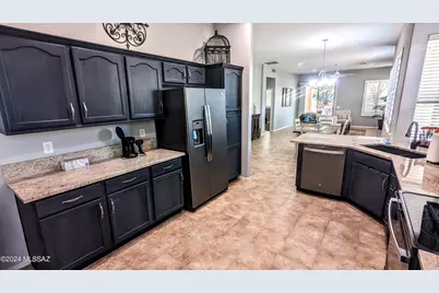 39061 S Casual Drive, Tucson, AZ 85739 - Photo 11