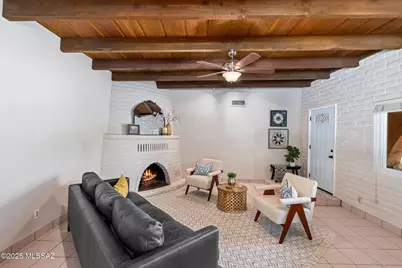 6070 W Desert Marigold Lane, Tucson, AZ 85742 - Photo 3