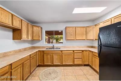 6070 W Desert Marigold Lane, Tucson, AZ 85742 - Photo 37