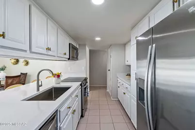 6070 W Desert Marigold Lane, Tucson, AZ 85742 - Photo 13