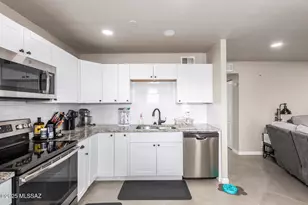 3739 E Sylvane St, Tucson, AZ 85713 - Photo 5