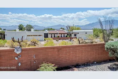 723 S Los Zafiros, Green Valley, AZ 85614 - Photo 33