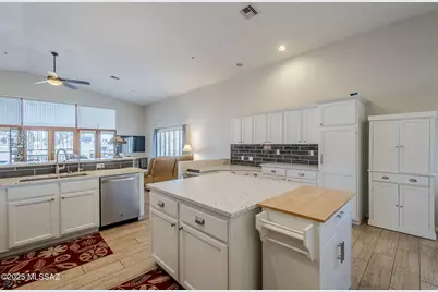 3438 S Abrego Drive, Green Valley, AZ 85614 - Photo 17