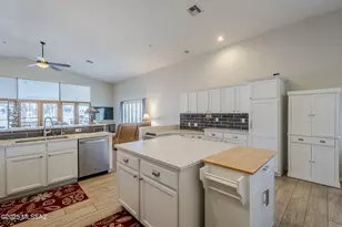 3438 S Abrego Dr, Green Valley, AZ 85614 - Photo 17