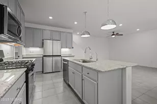 1126 E Cairn St, Tucson, AZ 85719 - Photo 11