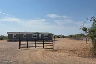 17641 W Bacabi Rd, Marana, AZ 85653 - Photo 1
