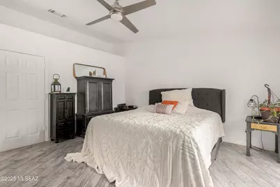 5738 N Via Umbrosa, Tucson, AZ 85750 - Photo 19