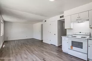 8450 E Old Spanish Trail, Tucson, AZ 85710 - Photo 7