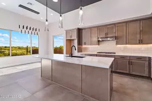 3560 N San Sebastian Dr, Tucson, AZ 85750 - Photo 9