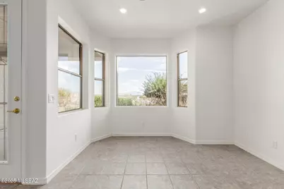 692 N Cedar Bend Avenue, Green Valley, AZ 85614 - Photo 9