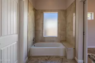 7420 W Aster Dr, Tucson, AZ 85743 - Photo 37