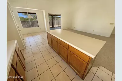 5007 W Hurston Drive, Tucson, AZ 85742 - Photo 11