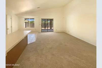 5007 W Hurston Drive, Tucson, AZ 85742 - Photo 13