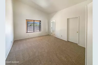 5007 W Hurston Drive, Tucson, AZ 85742 - Photo 15