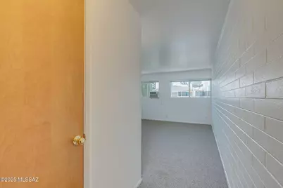 1470 S Palo Verde Avenue #J 201, Tucson, AZ 85713 - Photo 3