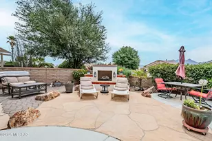 2723 S Chipshot Dr, Green Valley, AZ 85614 - Photo 29
