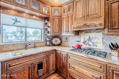 2723 S Chipshot Drive, Green Valley, AZ 85614 - Photo 15