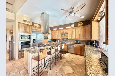 9760 E Spring Ridge Place, Tucson, AZ 85749 - Photo 15