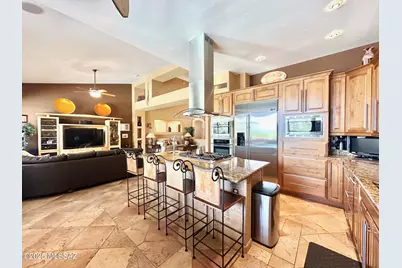 9760 E Spring Ridge Place, Tucson, AZ 85749 - Photo 17