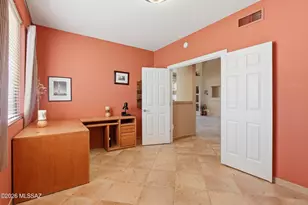 9760 E Spring Ridge Pl, Tucson, AZ 85749 - Photo 7