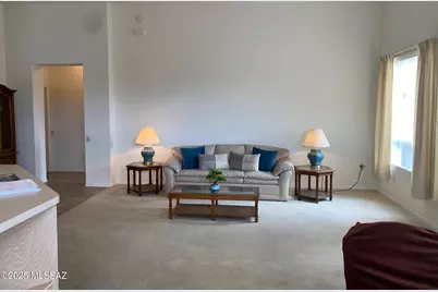 1942 W Amblemorn Drive, Green Valley, AZ 85622 - Photo 9