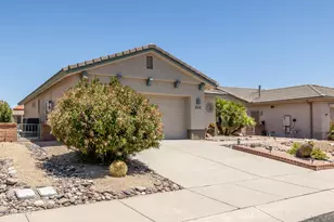 1942 W Amblemorn Dr, Green Valley, AZ 85622 - Photo 5