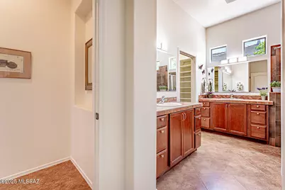 2499 W Bassett Peak Drive, Green Valley, AZ 85622 - Photo 23