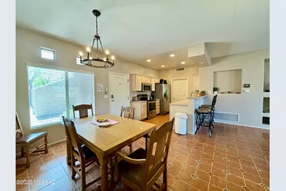655 W Vistoso Highlands Drive #102, Oro Valley, AZ 85755 - Photo 9