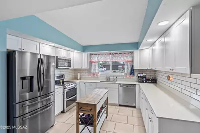 6951 E 1st Street, Tucson, AZ 85710 - Photo 1