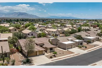 8892 N Silver Moon Way, Tucson, AZ 85743 - Photo 3