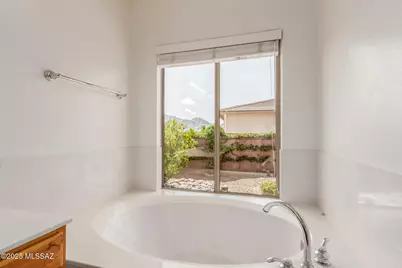 13066 Eagleview Drive, Oro Valley, AZ 85755 - Photo 19