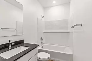 13487 N Laura Ellen Ln, Marana, AZ 85653 - Photo 17
